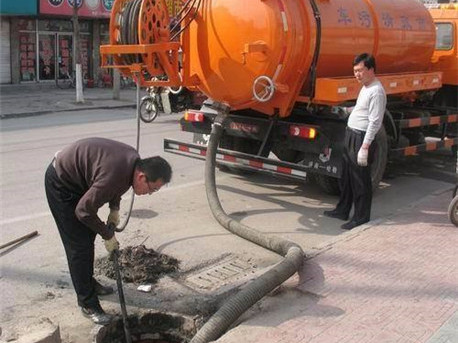 南口街道清掏化粪池，健康生活从这里开始